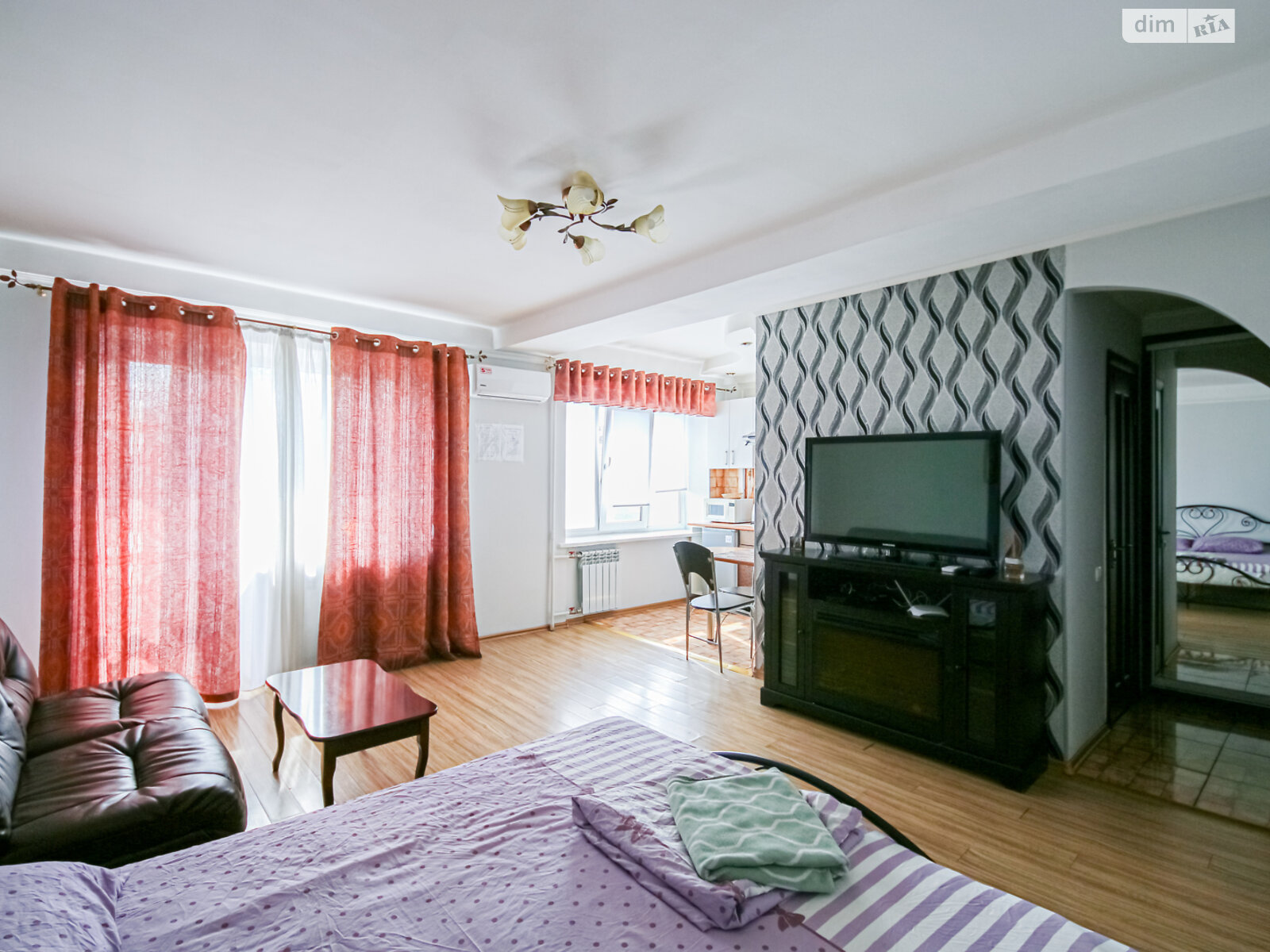 однокімнатна квартира в Києві, район Печерськ, на бул. Лесі Українки 5 в оренду на короткий термін подобово фото 1 однокімнатна квартира в Києві, район Печерськ, на бул. Лесі Українки 5 в оренду на короткий термін подобово фото 1