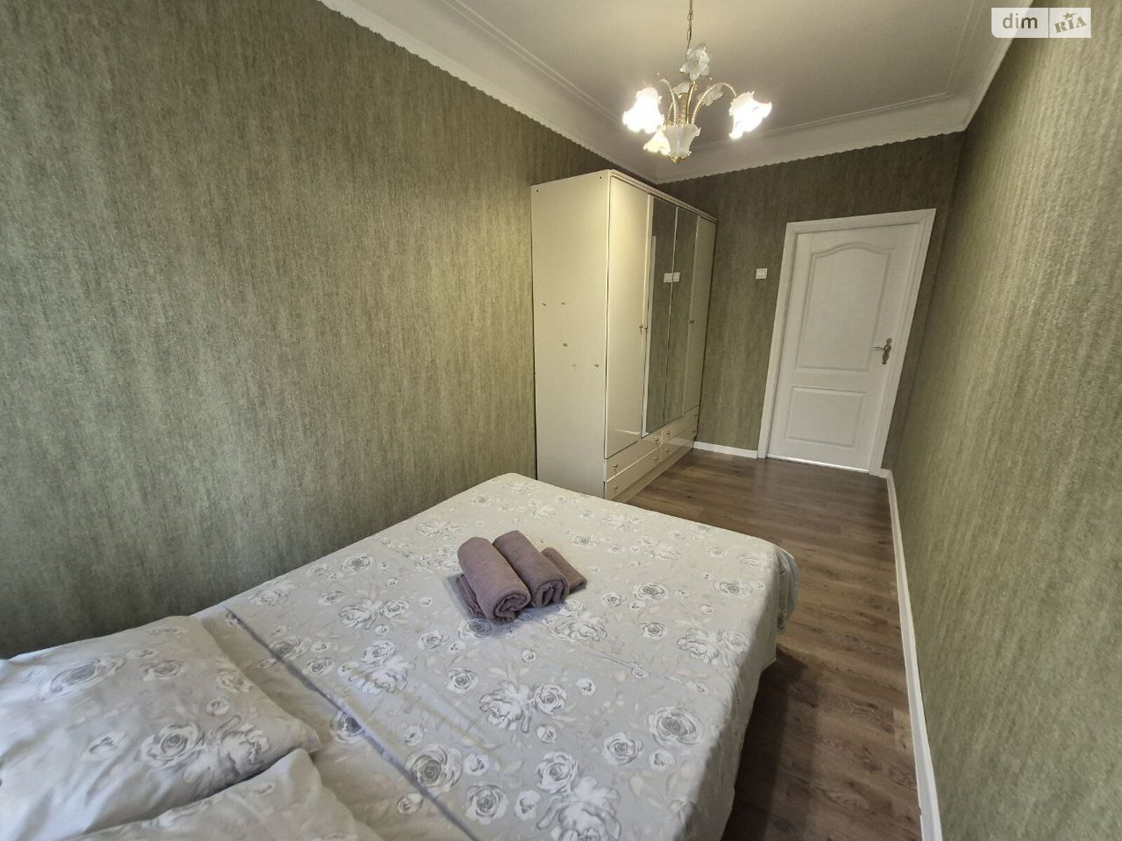 двухкомнатная квартира в Киеве, район Печерск, на спуск Печерский 15 в аренду на короткий срок посуточно фото 1 двухкомнатная квартира в Киеве, район Печерск, на спуск Печерский 15 в аренду на короткий срок посуточно фото 1