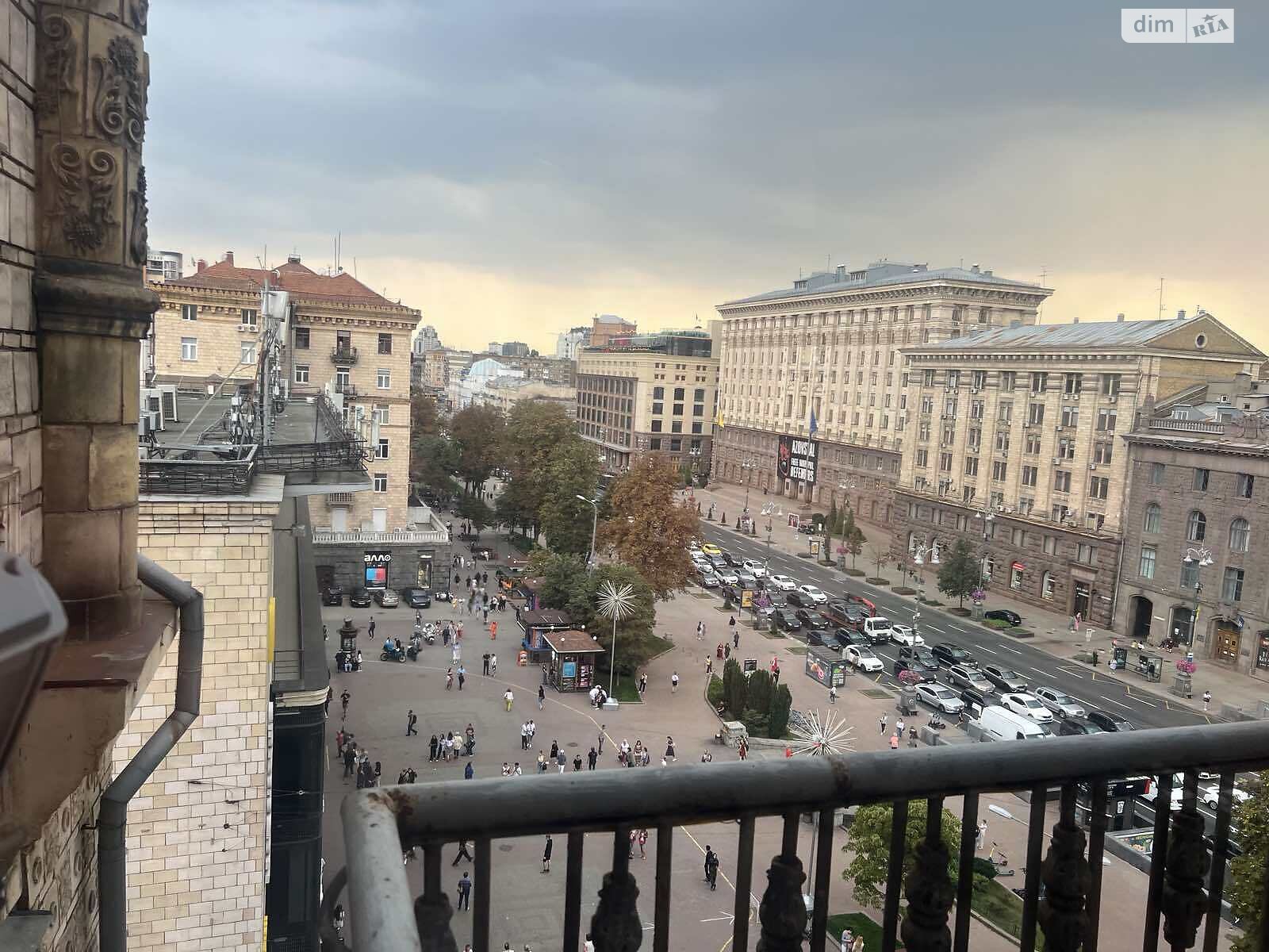 трехкомнатная квартира в Киеве, район Центр, на ул. Крещатик 17 в аренду на короткий срок посуточно фото 1 трехкомнатная квартира в Киеве, район Центр, на ул. Крещатик 17 в аренду на короткий срок посуточно фото 1