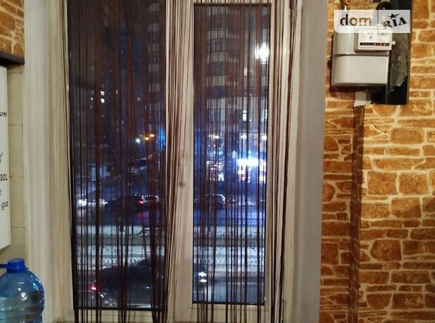 двокімнатна квартира в Києві, район Печерський, на бул. Лесі Українки 20 в оренду на короткий термін подобово фото 1 двокімнатна квартира в Києві, район Печерський, на бул. Лесі Українки 20 в оренду на короткий термін подобово фото 1