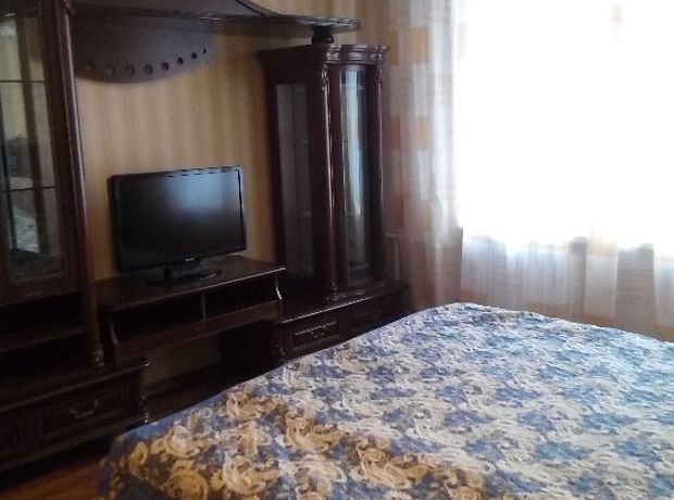 однокімнатна квартира в Києві, район Печерський, на вул. Рибальська 8, кв. 97 в оренду на короткий термін подобово фото 1 однокімнатна квартира в Києві, район Печерський, на вул. Рибальська 8, кв. 97 в оренду на короткий термін подобово фото 1