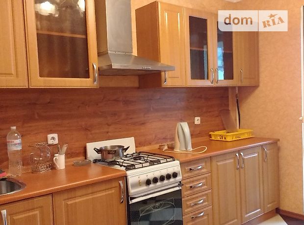 однокімнатна квартира в Києві, район Печерський, на вул. Рибальська 8, кв. 97 в оренду на короткий термін подобово фото 1 однокімнатна квартира в Києві, район Печерський, на вул. Рибальська 8, кв. 97 в оренду на короткий термін подобово фото 1