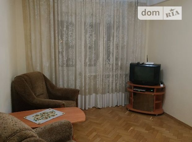 двухкомнатная квартира в Киеве, район Печерский, на Подвысоцкого улица 12 в аренду на короткий срок посуточно фото 1