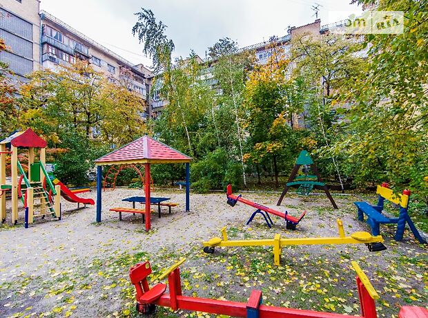 двокімнатна квартира в Києві, район Печерський, на Велика Василькывська 45 в оренду на короткий термін подобово фото 1 двокімнатна квартира в Києві, район Печерський, на Велика Василькывська 45 в оренду на короткий термін подобово фото 1