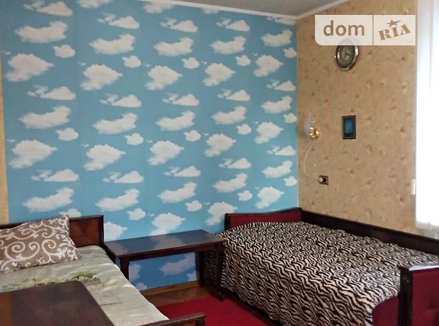 трехкомнатная квартира в Киеве, район Подольский, на ул. Галицкая 7 в аренду на короткий срок посуточно фото 1 трехкомнатная квартира в Киеве, район Подольский, на ул. Галицкая 7 в аренду на короткий срок посуточно фото 1