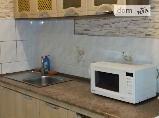 однокомнатная квартира в Киеве, район Подольский, на Захаровская 3А, в аренду на короткий срок посуточно фото 1 однокомнатная квартира в Киеве, район Подольский, на Захаровская 3А, в аренду на короткий срок посуточно фото 1