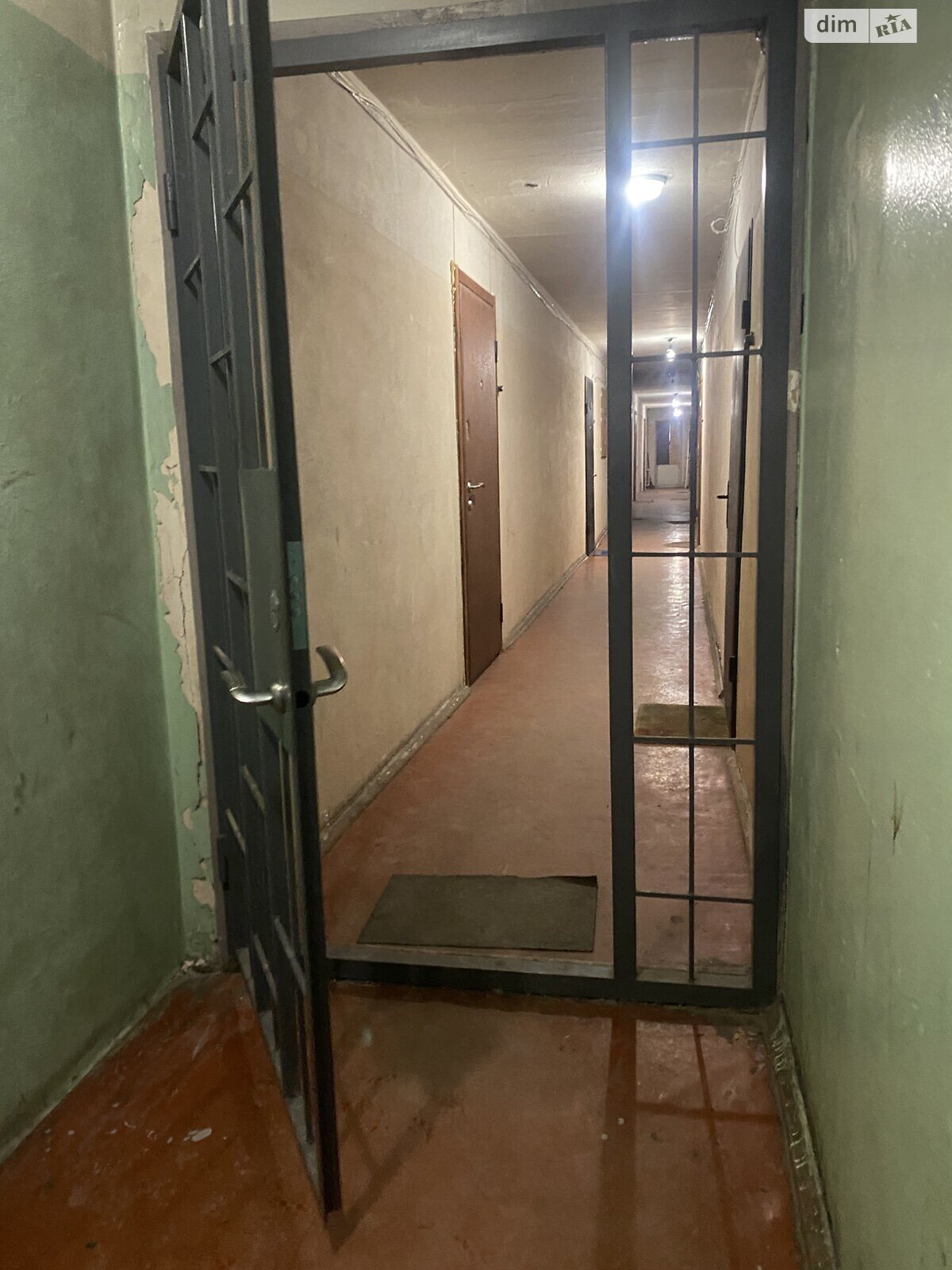 однокомнатная квартира в Киеве, район Саперная Слободка, на просп. Науки 11 в аренду на короткий срок посуточно фото 1