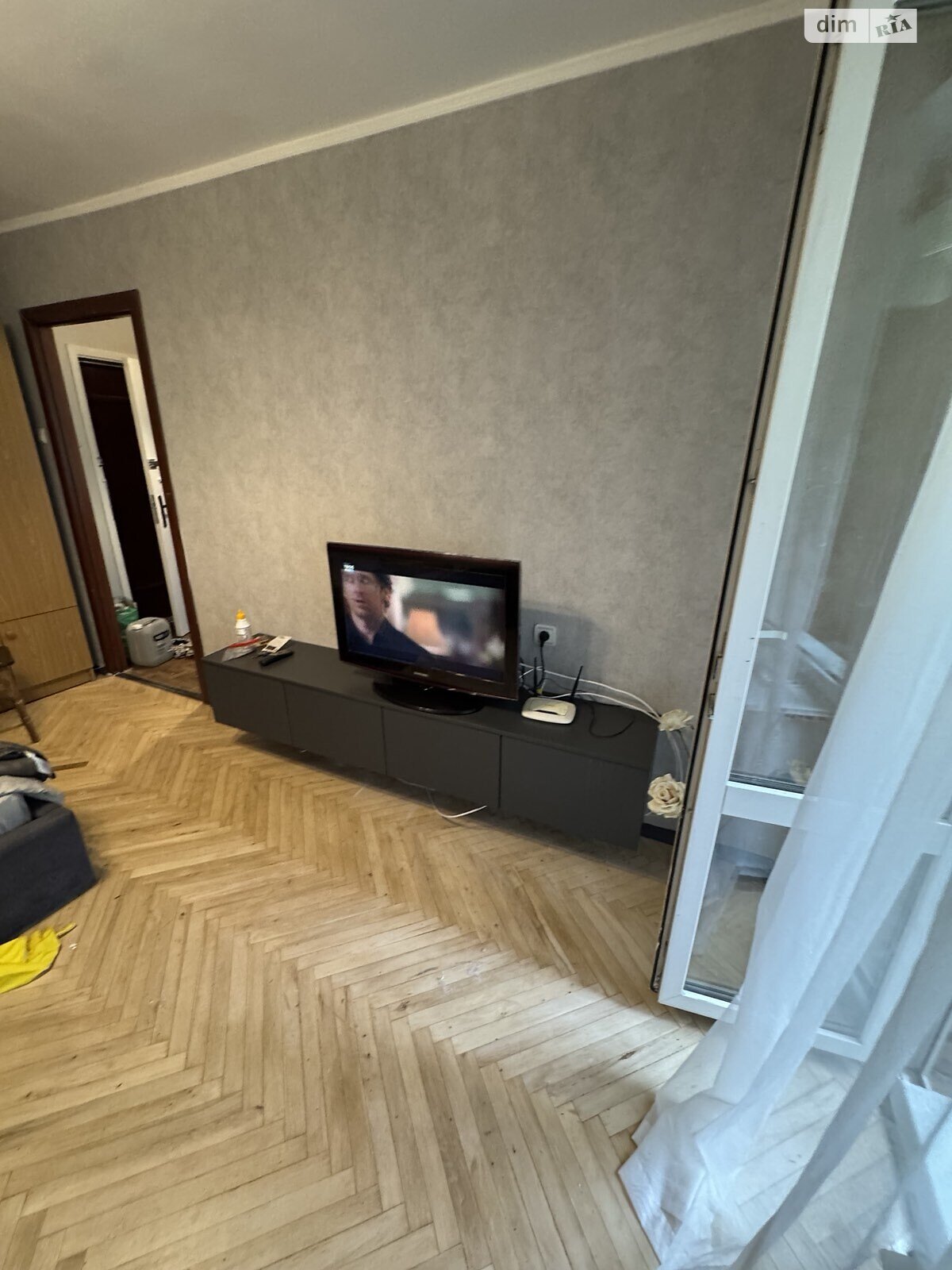 однокімнатна квартира в Києві, район Саперне Поле, на вул. Василя Тютюнника 56/2 в оренду на короткий термін подобово фото 1 однокімнатна квартира в Києві, район Саперне Поле, на вул. Василя Тютюнника 56/2 в оренду на короткий термін подобово фото 1