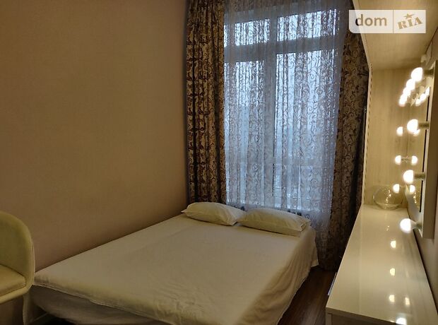 двокімнатна квартира в Києві, район Шевченківський, на вул. Жилянська 118 в оренду на короткий термін подобово фото 1 двокімнатна квартира в Києві, район Шевченківський, на вул. Жилянська 118 в оренду на короткий термін подобово фото 1