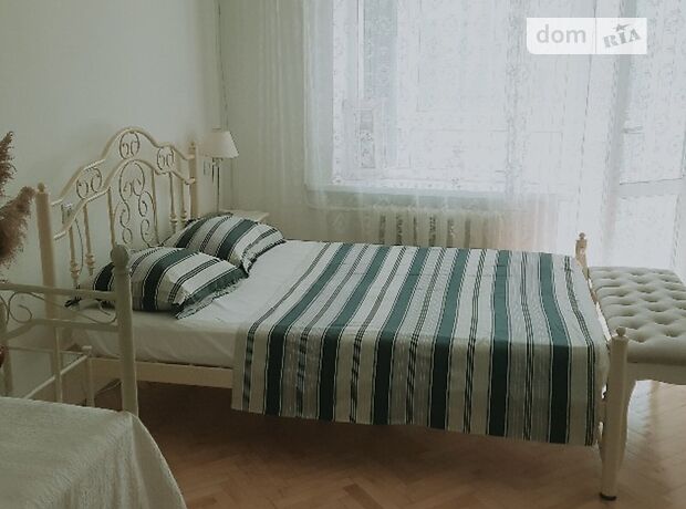 однокомнатная квартира в Киеве, район Шевченковский, на ул. Жилянская 72 в аренду на короткий срок посуточно фото 1 однокомнатная квартира в Киеве, район Шевченковский, на ул. Жилянская 72 в аренду на короткий срок посуточно фото 1