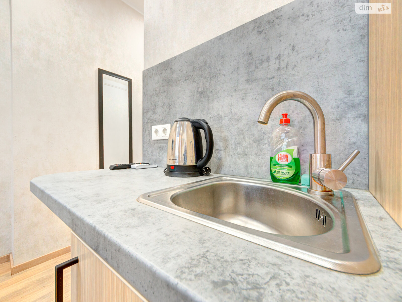 однокомнатная квартира в Киеве, район Шулявка, на просп. Берестейский 1 в аренду на короткий срок посуточно фото 1 однокомнатная квартира в Киеве, район Шулявка, на просп. Берестейский 1 в аренду на короткий срок посуточно фото 1