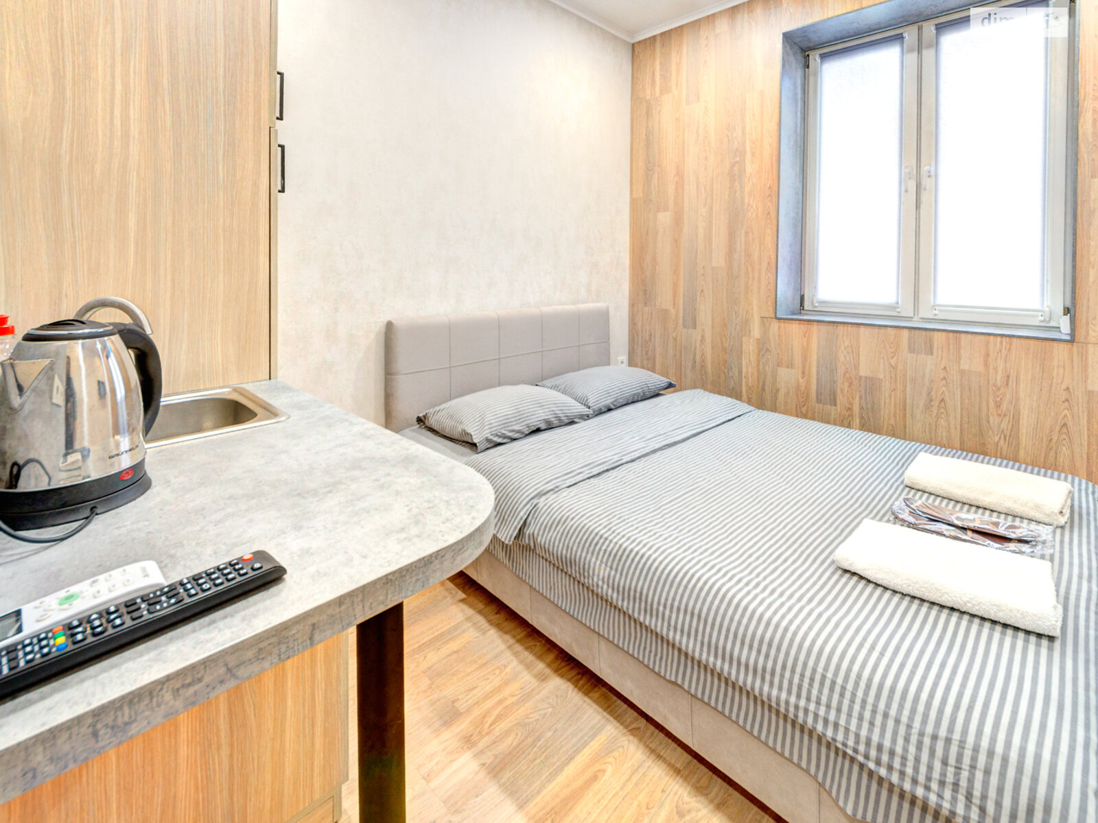 однокомнатная квартира в Киеве, район Шулявка, на просп. Берестейский 1 в аренду на короткий срок посуточно фото 1 однокомнатная квартира в Киеве, район Шулявка, на просп. Берестейский 1 в аренду на короткий срок посуточно фото 1