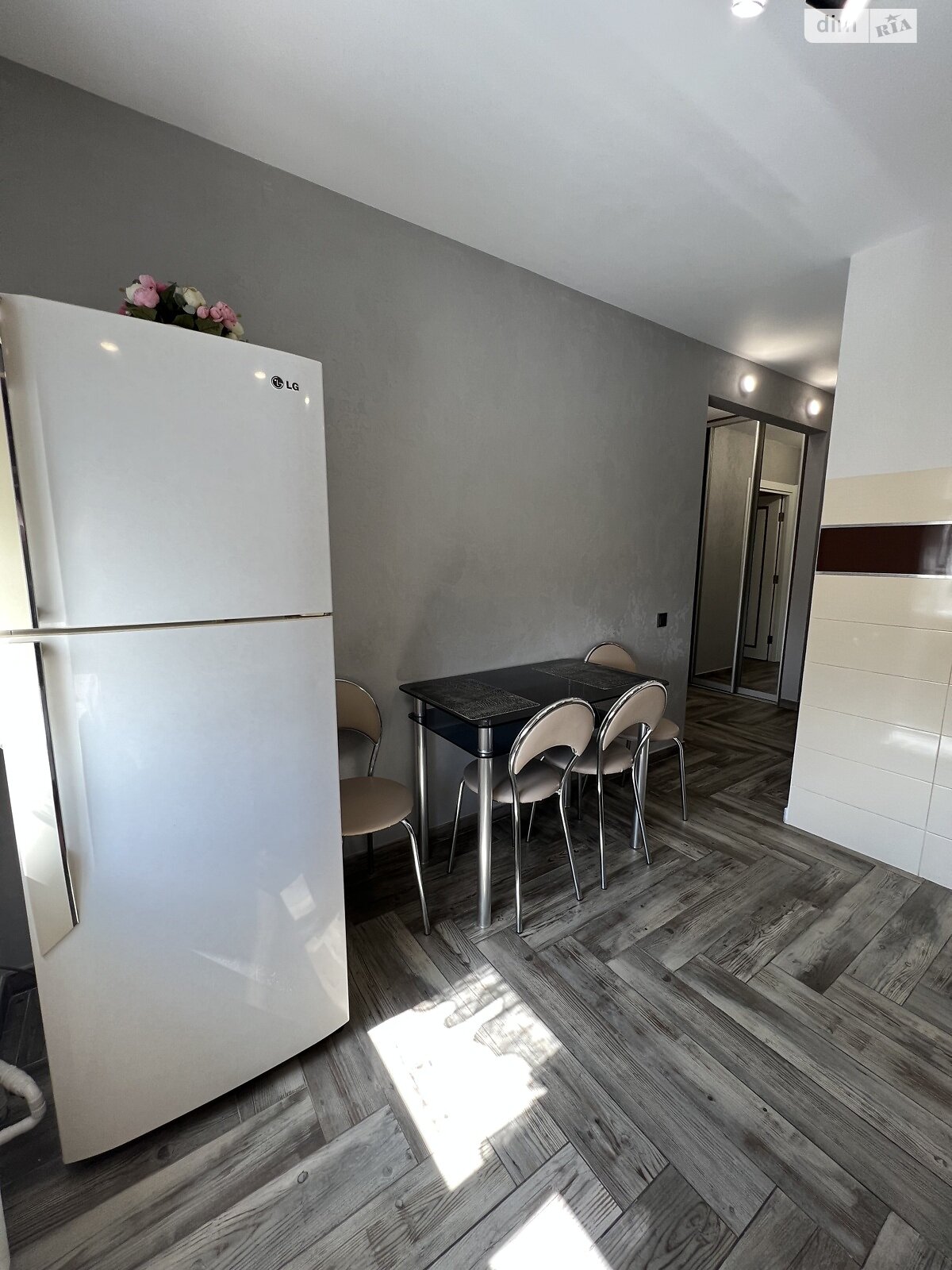 двухкомнатная квартира в Киеве, район Соломянка, на ул. Митрополита Василия Липковского 3 в аренду на короткий срок посуточно фото 1