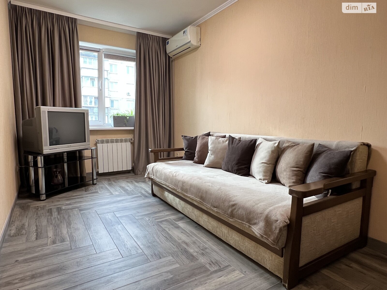 двухкомнатная квартира в Киеве, район Соломянка, на ул. Митрополита Василия Липковского 3 в аренду на короткий срок посуточно фото 1