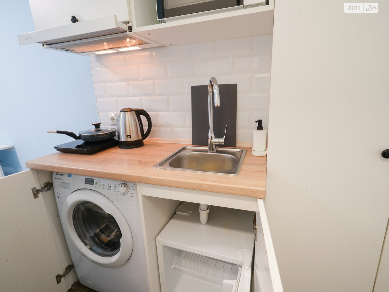 однокомнатная квартира в Киеве, район Соломенский, на ул. Карела Чапека 7 в аренду на короткий срок посуточно фото 1 однокомнатная квартира в Киеве, район Соломенский, на ул. Карела Чапека 7 в аренду на короткий срок посуточно фото 1