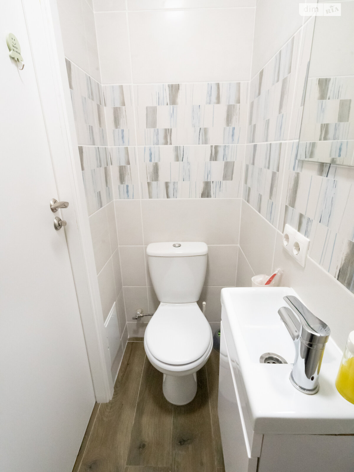 однокомнатная квартира в Киеве, район Соломенский, на ул. Карела Чапека 7 в аренду на короткий срок посуточно фото 1 однокомнатная квартира в Киеве, район Соломенский, на ул. Карела Чапека 7 в аренду на короткий срок посуточно фото 1