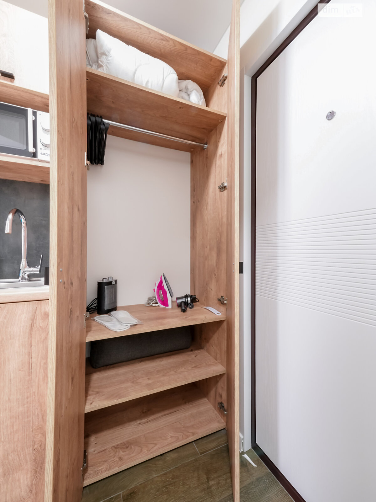 однокомнатная квартира в Киеве, район Соломенский, на ул. Карела Чапека 7 в аренду на короткий срок посуточно фото 1 однокомнатная квартира в Киеве, район Соломенский, на ул. Карела Чапека 7 в аренду на короткий срок посуточно фото 1