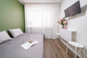 однокомнатная квартира в Киеве, район Соломенский, на ул. Карела Чапека 7 в аренду на короткий срок посуточно фото 2 однокомнатная квартира в Киеве, район Соломенский, на ул. Карела Чапека 7 в аренду на короткий срок посуточно фото 2