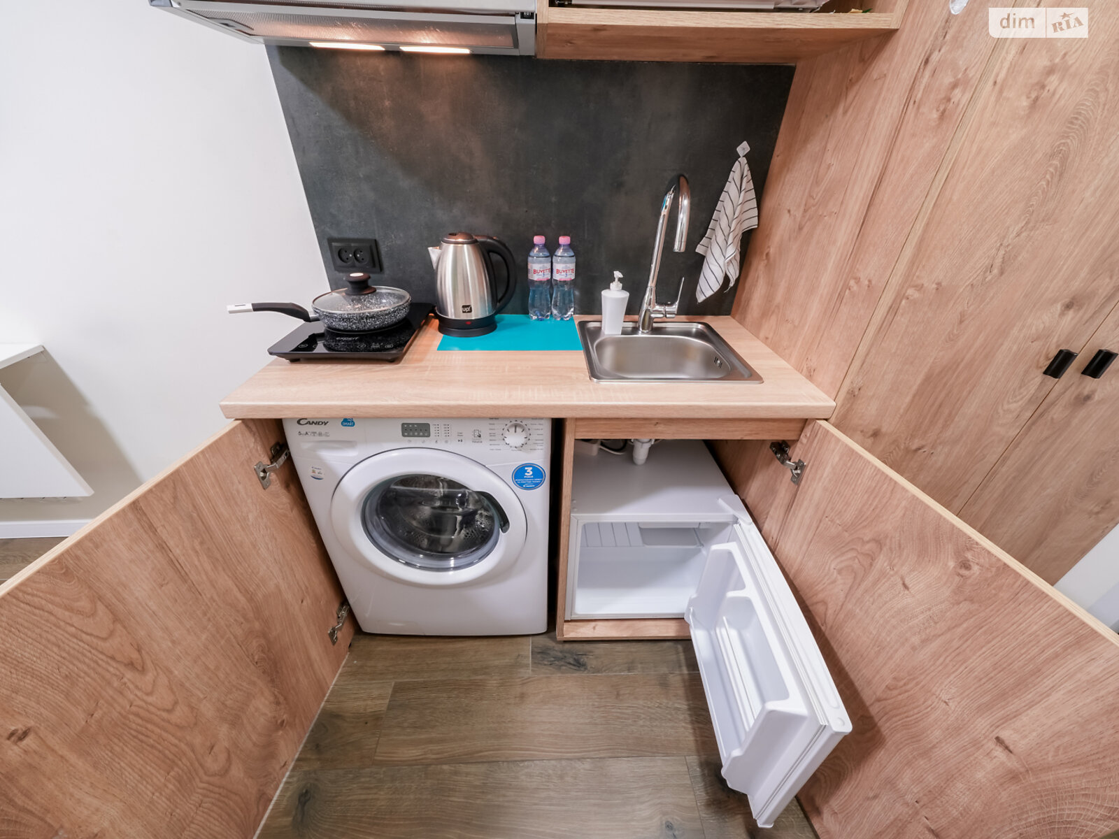 однокомнатная квартира в Киеве, район Соломенский, на ул. Карела Чапека 7 в аренду на короткий срок посуточно фото 1 однокомнатная квартира в Киеве, район Соломенский, на ул. Карела Чапека 7 в аренду на короткий срок посуточно фото 1