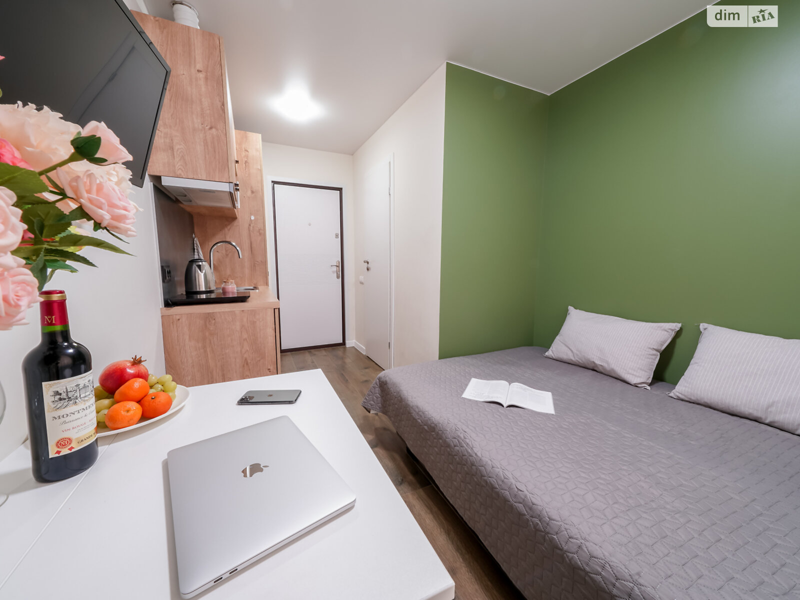 однокомнатная квартира в Киеве, район Соломенский, на ул. Карела Чапека 7 в аренду на короткий срок посуточно фото 1 однокомнатная квартира в Киеве, район Соломенский, на ул. Карела Чапека 7 в аренду на короткий срок посуточно фото 1