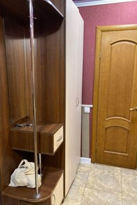 двокімнатна квартира в Києві, район Солом’янський, на вул. Солом’янська 10 в оренду на короткий термін подобово фото 2
