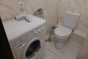 однокімнатна квартира в Києві, район Солом’янський, на вул. Сімʼї Стешенків 9 в оренду на короткий термін подобово фото 2