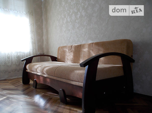 трикімнатна квартира в Києві, район Святошинський, на бул. Академіка Вернадського в оренду на короткий термін подобово фото 1 трикімнатна квартира в Києві, район Святошинський, на бул. Академіка Вернадського в оренду на короткий термін подобово фото 1