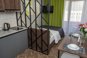 однокімнатна квартира в Києві, район Шевченківський, на просп. Берестейський в оренду на короткий термін подобово фото 2