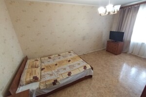 однокомнатная квартира в Киеве, район Троещина, на бул. Леонида Быкова 4 в аренду на короткий срок посуточно фото 2