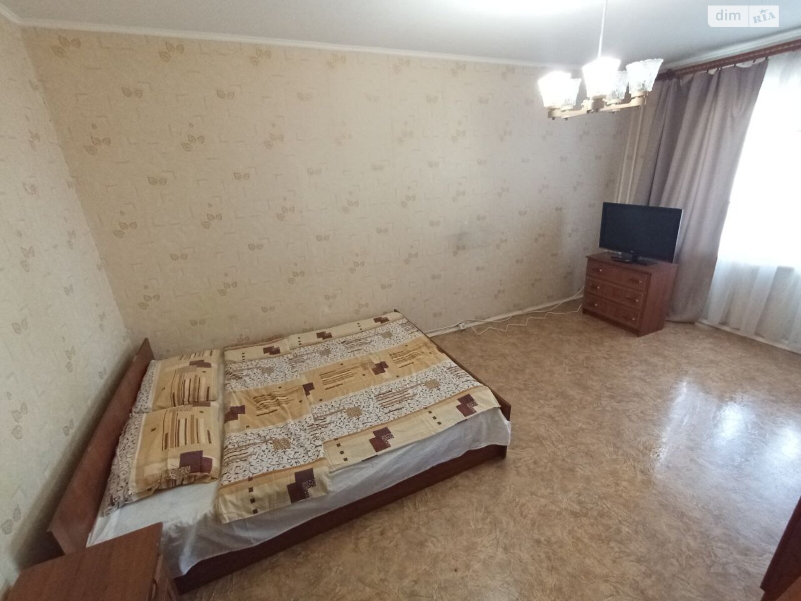 однокомнатная квартира в Киеве, район Троещина, на бул. Леонида Быкова 4 в аренду на короткий срок посуточно фото 1