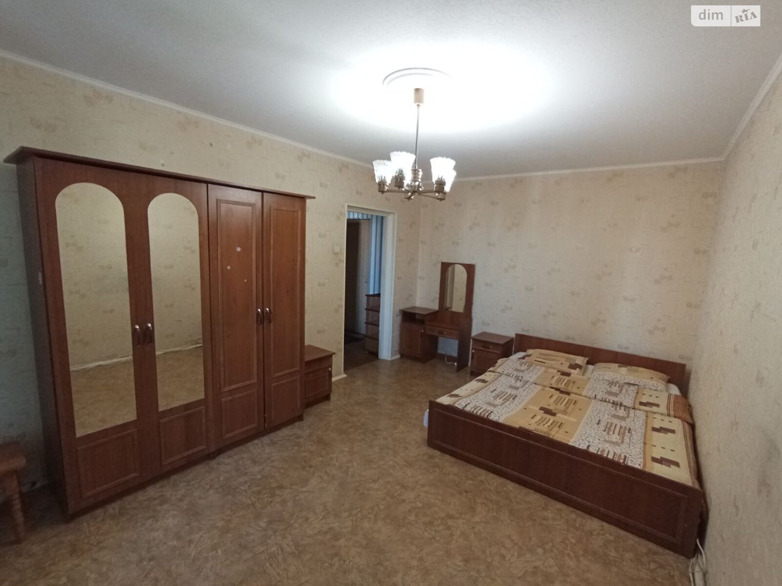 однокомнатная квартира в Киеве, район Троещина, на бул. Леонида Быкова 4 в аренду на короткий срок посуточно фото 1