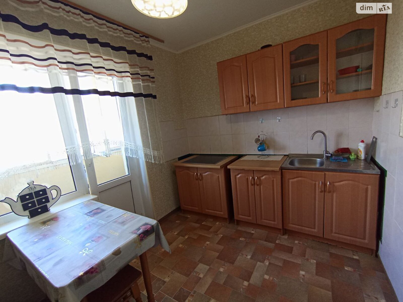 однокомнатная квартира в Киеве, район Троещина, на бул. Леонида Быкова 4 в аренду на короткий срок посуточно фото 1