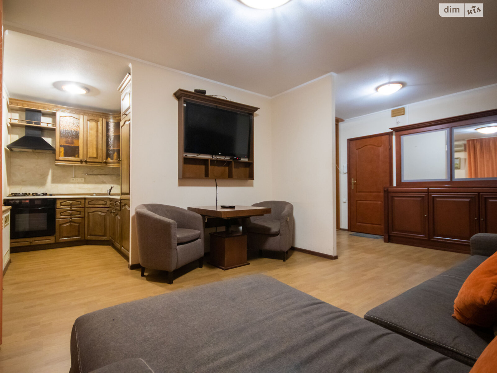 двухкомнатная квартира в Киеве, район Центр, на ул. Малая Житомирская 10 в аренду на короткий срок посуточно фото 1 двухкомнатная квартира в Киеве, район Центр, на ул. Малая Житомирская 10 в аренду на короткий срок посуточно фото 1