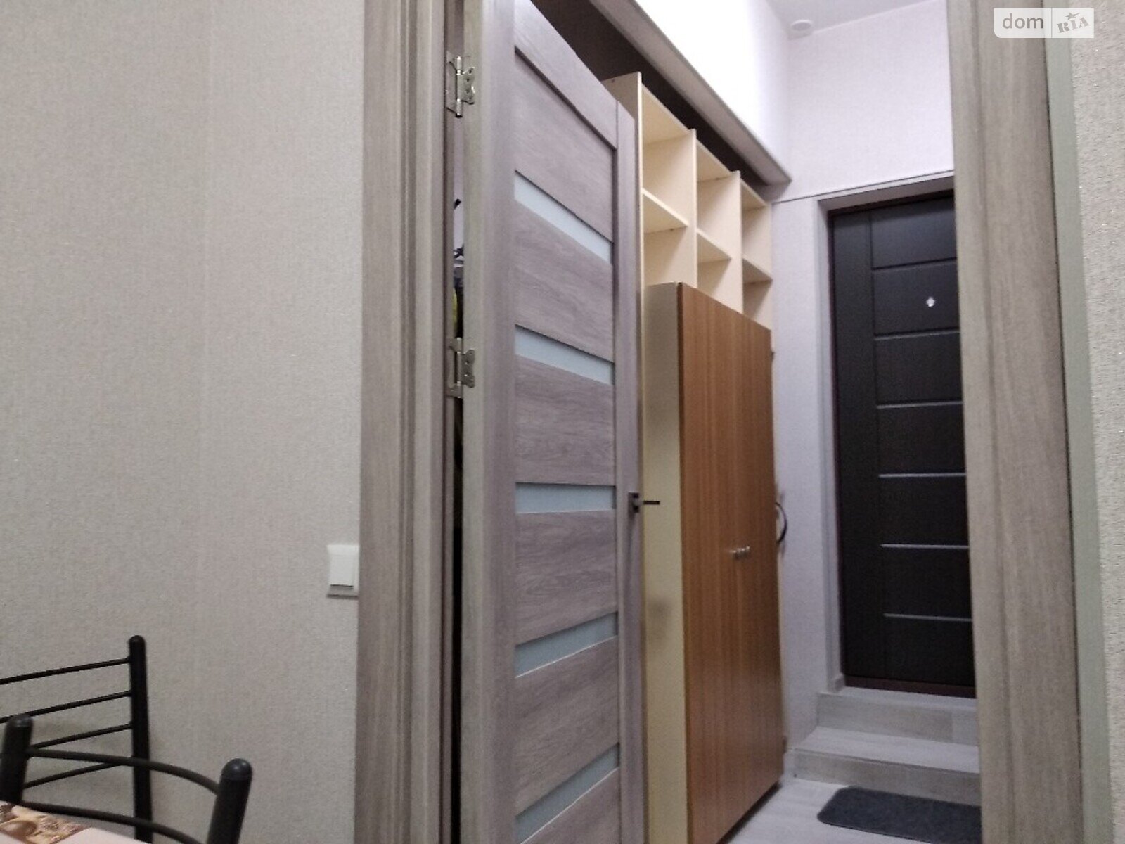 однокімнатна квартира в Києві, район Виноградар, на вул. Світлицького 35 в оренду на короткий термін подобово фото 1 однокімнатна квартира в Києві, район Виноградар, на вул. Світлицького 35 в оренду на короткий термін подобово фото 1