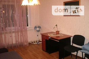 трехкомнатная квартира в Кропивницком, район Старый Автовокзал, на Правды проспект в аренду на короткий срок посуточно фото 2