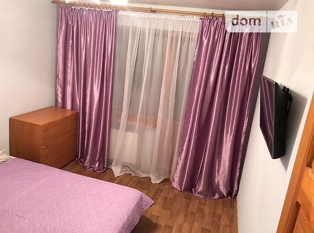 двухкомнатная квартира в Кировограде, в аренду на короткий срок посуточно фото 1 двухкомнатная квартира в Кировограде, в аренду на короткий срок посуточно фото 1