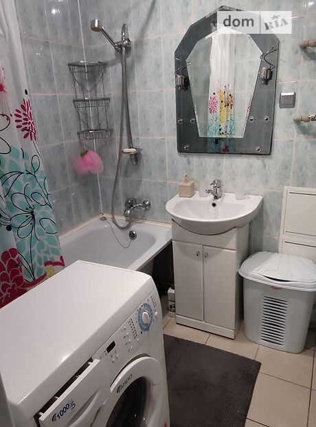 однокомнатная квартира в Краматорске, район Краматорск, на Паркова 33, кв. 22 в аренду на короткий срок посуточно фото 1 однокомнатная квартира в Краматорске, район Краматорск, на Паркова 33, кв. 22 в аренду на короткий срок посуточно фото 1