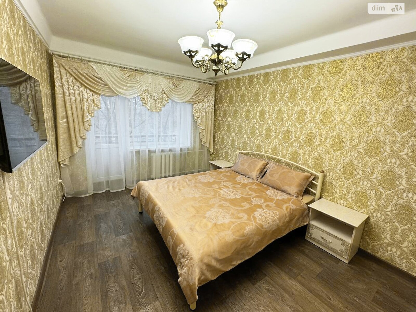 однокомнатная квартира в Краматорске, район Краматорск, на ул. Парковая 19 в аренду на короткий срок посуточно фото 1