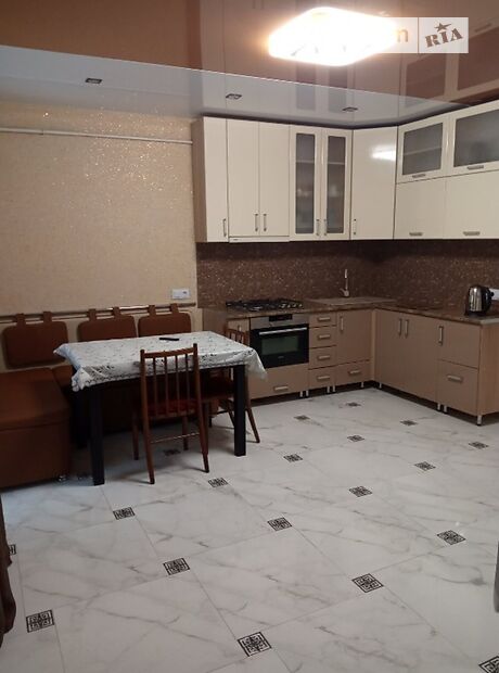 двухкомнатная квартира в Кременце, район Кременец, на ул. Словацкого 24/2 в аренду на короткий срок посуточно фото 1 двухкомнатная квартира в Кременце, район Кременец, на ул. Словацкого 24/2 в аренду на короткий срок посуточно фото 1