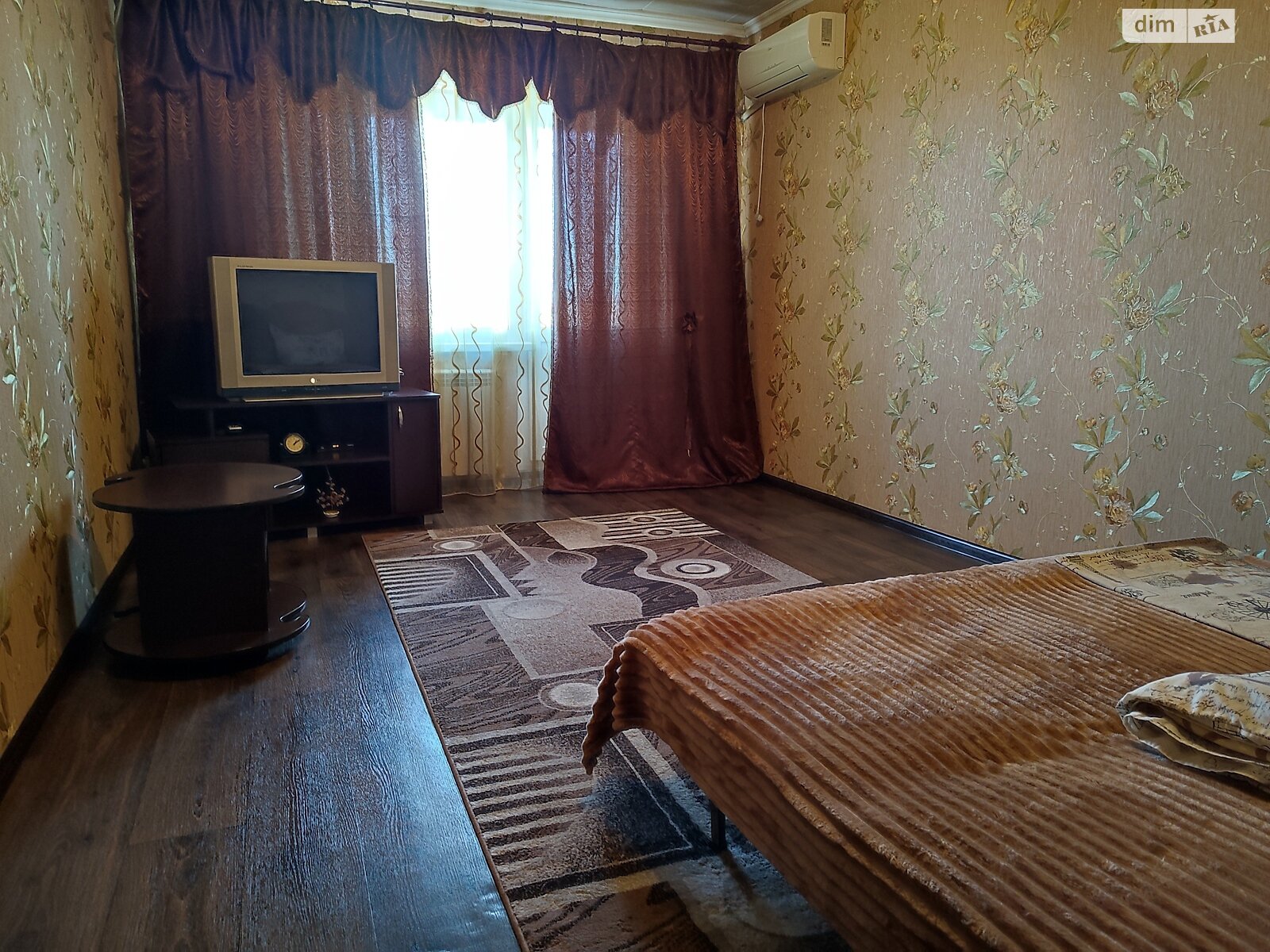 однокімнатна квартира в Кривому Розі, район Саксаганський, на вул. Володимира Великого в оренду на короткий термін подобово фото 1 однокімнатна квартира в Кривому Розі, район Саксаганський, на вул. Володимира Великого в оренду на короткий термін подобово фото 1