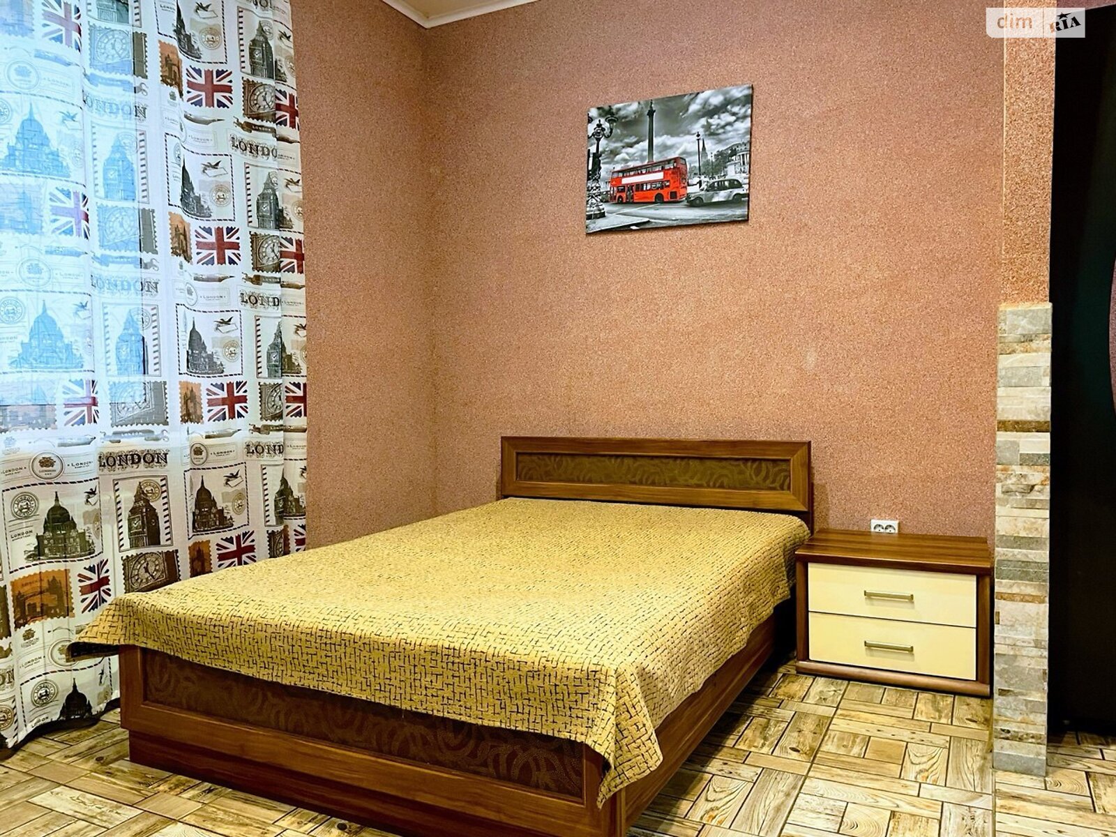 однокомнатная квартира в Кривом Роге, район Саксаганский, на ул. Витебская 20 в аренду на короткий срок посуточно фото 1 однокомнатная квартира в Кривом Роге, район Саксаганский, на ул. Витебская 20 в аренду на короткий срок посуточно фото 1