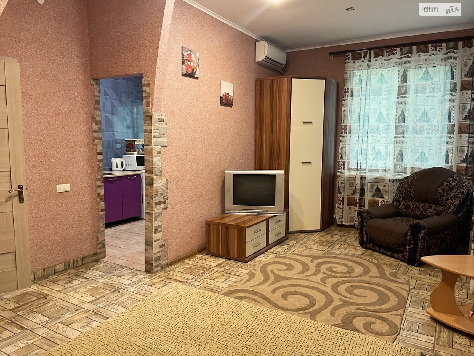 однокомнатная квартира в Кривом Роге, район Саксаганский, на ул. Витебская 20 в аренду на короткий срок посуточно фото 1 однокомнатная квартира в Кривом Роге, район Саксаганский, на ул. Витебская 20 в аренду на короткий срок посуточно фото 1