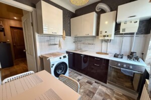 однокомнатная квартира в Кривом Роге, район Центрально-Городской, на просп. Центральный 8 в аренду на короткий срок посуточно фото 2