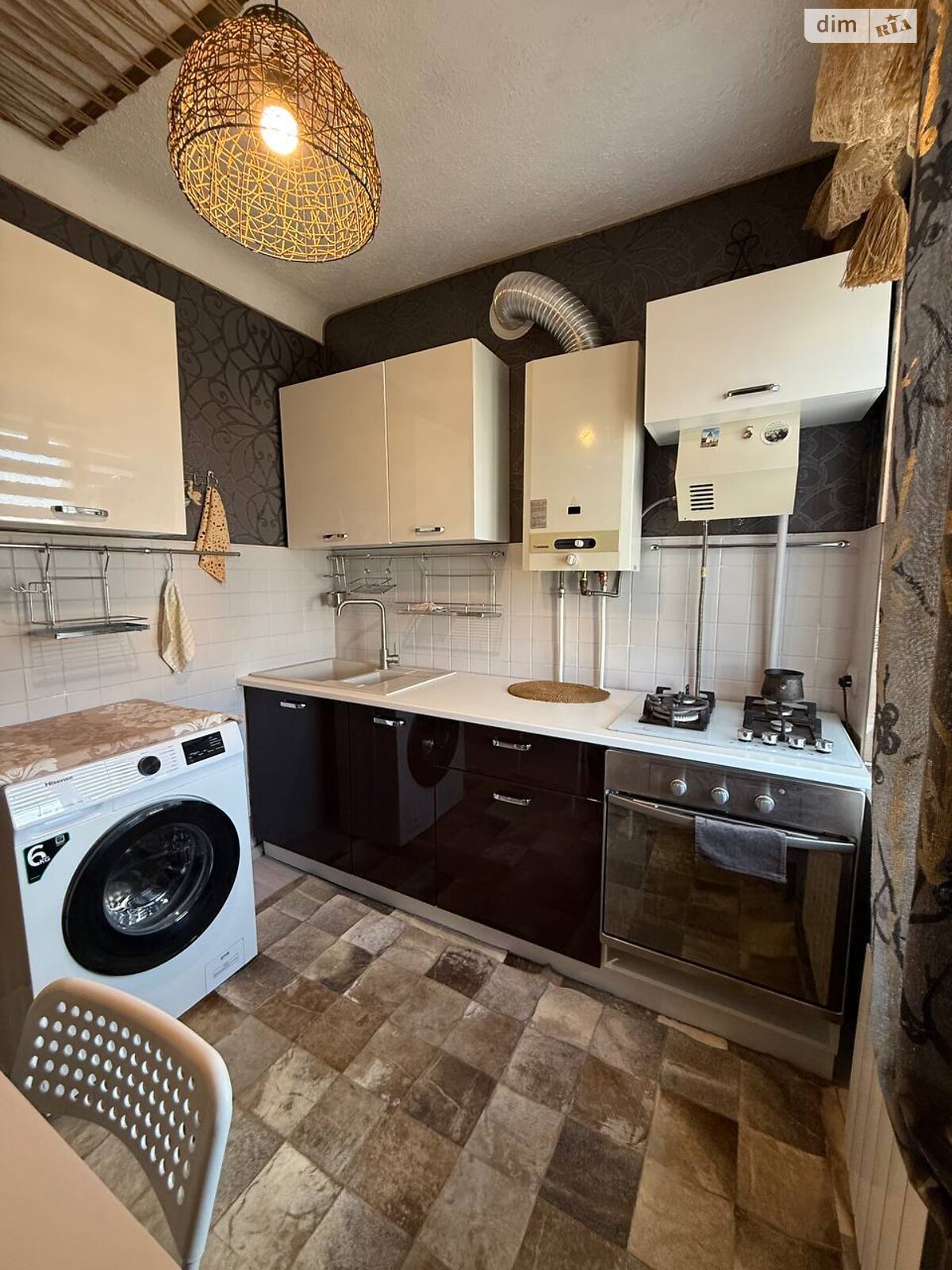 однокомнатная квартира в Кривом Роге, район Центрально-Городской, на просп. Центральный 8 в аренду на короткий срок посуточно фото 1 однокомнатная квартира в Кривом Роге, район Центрально-Городской, на просп. Центральный 8 в аренду на короткий срок посуточно фото 1