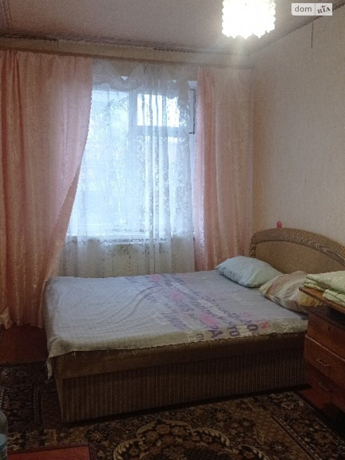 двухкомнатная квартира в Кропивницком, район Пацаева, на ул. Леонида Каденюка в аренду на короткий срок посуточно фото 1