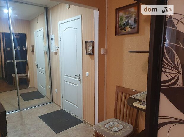 однокомнатная квартира в Кропивницком, район Типография, на ул. Комарова 5 в аренду на короткий срок посуточно фото 1 однокомнатная квартира в Кропивницком, район Типография, на ул. Комарова 5 в аренду на короткий срок посуточно фото 1