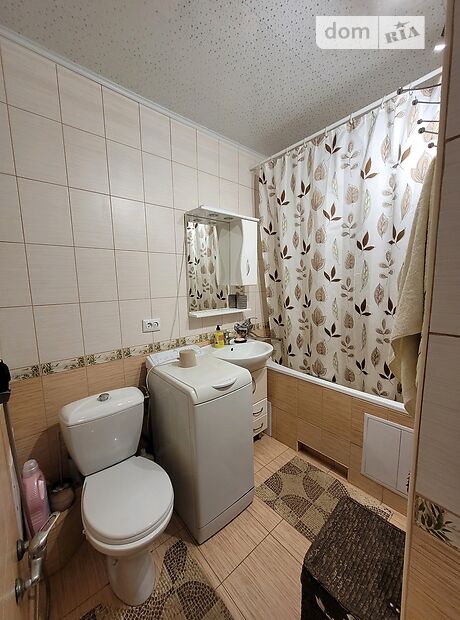 двокімнатна квартира в Луцьку, район Центр, на вул. Коперника в оренду на короткий термін подобово фото 1 двокімнатна квартира в Луцьку, район Центр, на вул. Коперника в оренду на короткий термін подобово фото 1