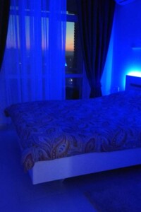 однокімнатна квартира в Луцьку, район Центр, на вул. Яровиця 13 в оренду на короткий термін подобово фото 2