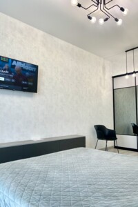 однокомнатная квартира в Луцке, район Центр, на ул. Яровица 7 в аренду на короткий срок посуточно фото 2