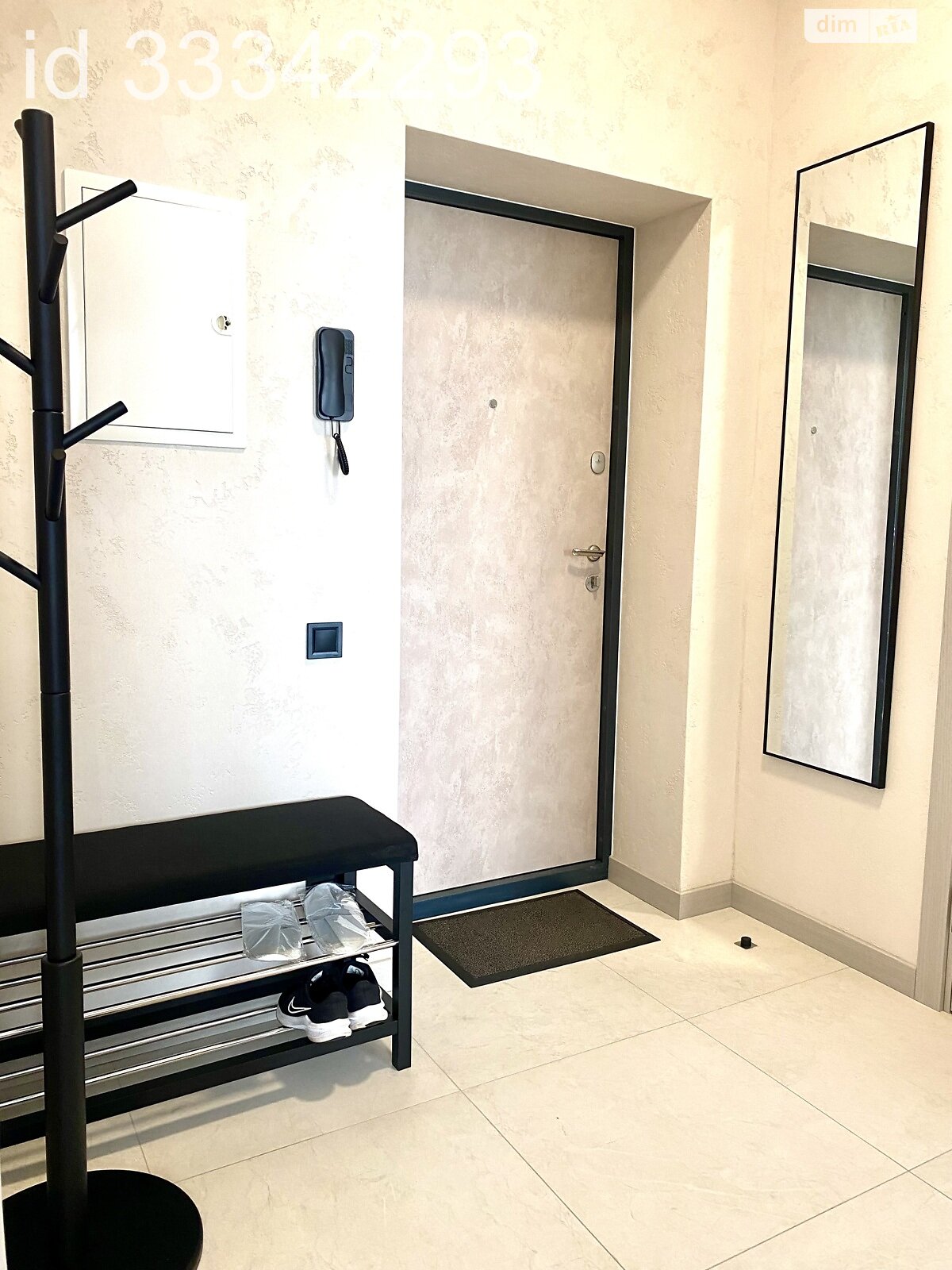 однокомнатная квартира в Луцке, район Центр, на ул. Яровица 7 в аренду на короткий срок посуточно фото 1 однокомнатная квартира в Луцке, район Центр, на ул. Яровица 7 в аренду на короткий срок посуточно фото 1